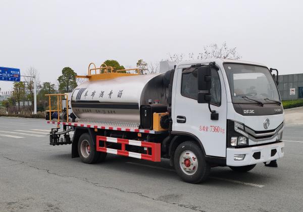 Development Trend of Asphalt Spreader Trucks_1